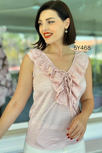 İnce Topuk Jacquard Blouse with Flounce Collar and Zero Sleeves 5Y468