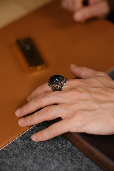 dergah tesbih Çelebi Serisi El İşçiliği Siyah Taşlı 925 Ayar Gümüş Yüzük