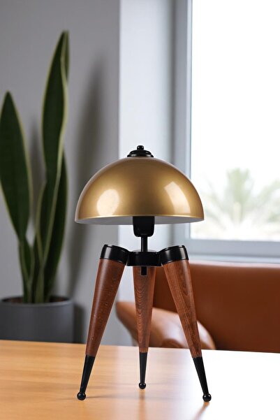 Lumexx Style Walnut Tined Retro Table Lamp with Head