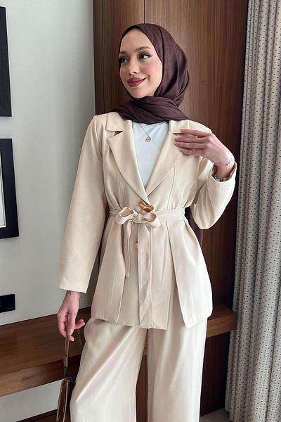 BİNAAR Front Slit Blazer Suit Beige