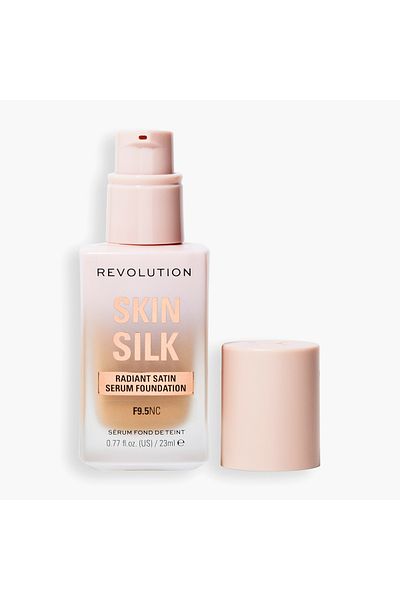 MAKEUP REVOLUTION Skin Silk Serum Foundation - 23 ml