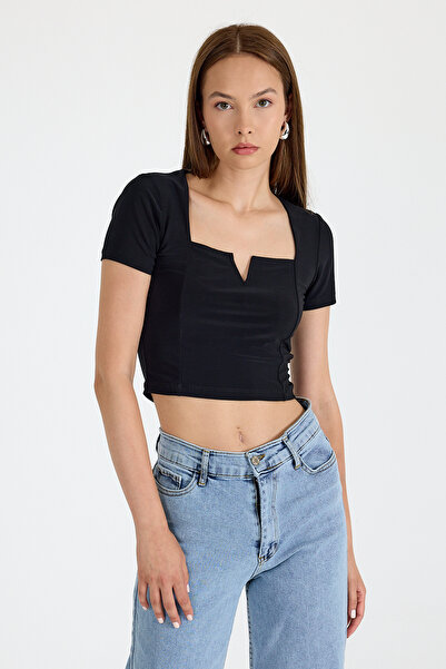 Rays Bluză neagră cu guler pătrat cu decolteu în V 10432