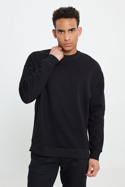 AC&Co / Altınyıldız Classics Men's Black Oversize Fit Loose Cut Cotton Fleece Inside 3 Thread Crew Neck Sweatshirt