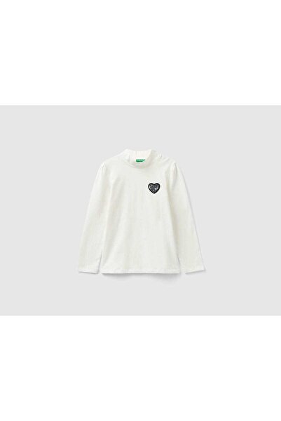 United Colors of Benetton تي شيرت أطفال بأكمام طويلة ورقبة عالية وطبعة قلب