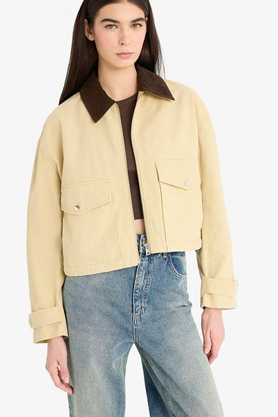 DeFacto Regular Fit Contrast Collar Zippered Pocket Crop Coat E8598Ax25Au
