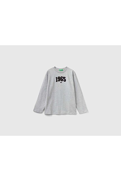 United Colors of Benetton تي شيرت دافئ للأطفال مصنوع من القطن العضوي بنسبة 100%