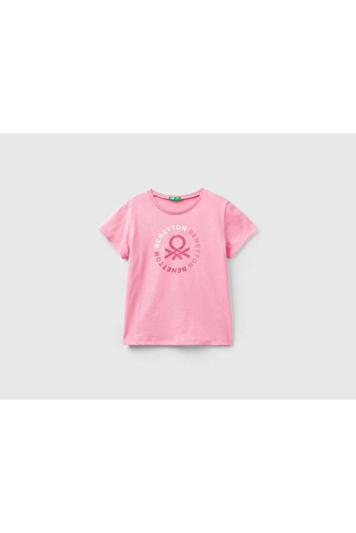 United Colors of Benetton تي شيرت قطني لامع بشعار للأطفال