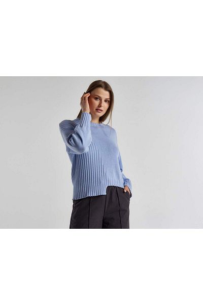 United Colors of Benetton Woman's Asymmetrical Hem Sweater