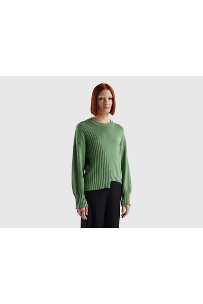 United Colors of Benetton Woman's Asymmetrical Hem Sweater