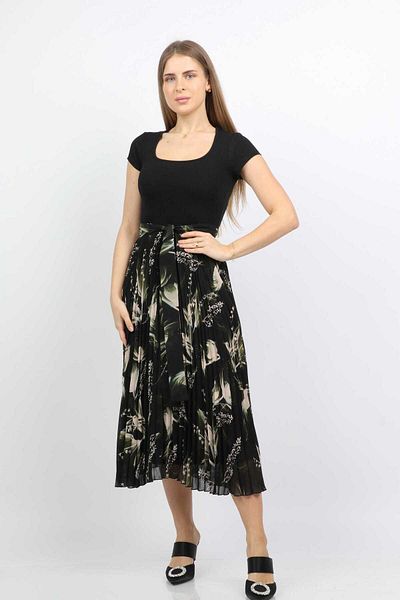 Nichii Short Sleeve Midi Dress with Round Neck