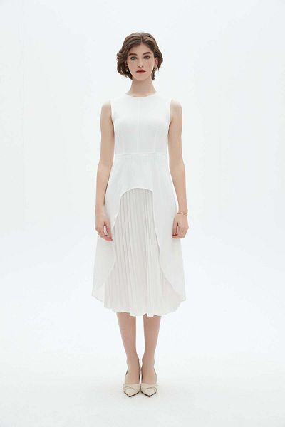 Nichii Sleeveless Midi Dress with Round Neck