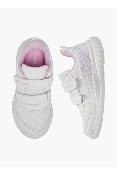 Oaklan by Shoexpress Logo Print Sports Shoes with Hook and Loop Closure
