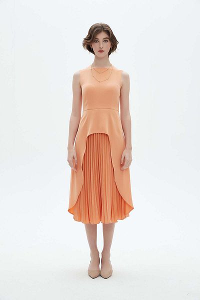 Nichii Sleeveless Midi Dress with Round Neck