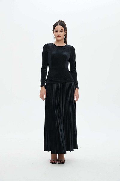 Nichii Women's Long Sleeve Plain Maxi Dress with Cinched Waist