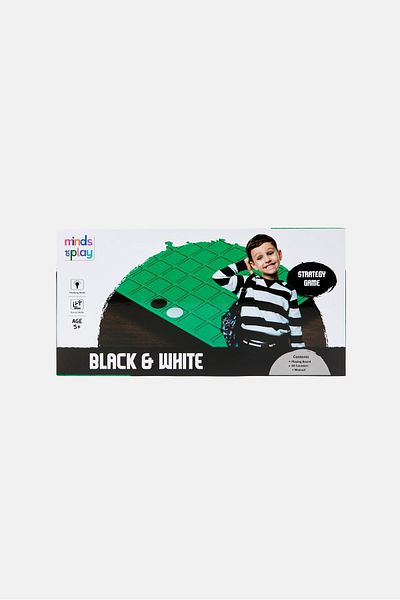Minds At Play Black And White Reversi Game