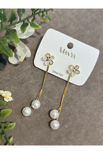 VİYA Gold Flower and Pearl Detailed Dangle Steel Earrings