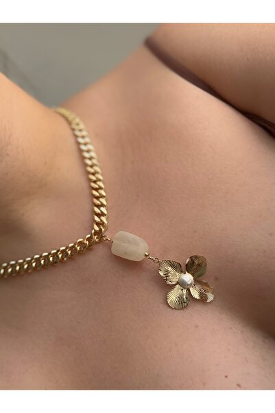 Owentis Gold Natural Stone Detailed Flower Figure Vea Necklace -Does Not Darken-