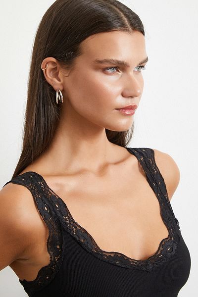 Never more Lace Strap Ball Black