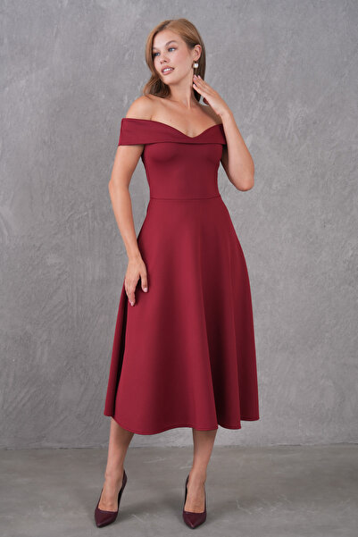 Secret Passion Lingerie Βουργουνδία ελαστικό ύφασμα κατάδυσης στράπλες σχέδιο με λαιμόκοψη Flared Cut Midi βραδινό φόρεμα 77128