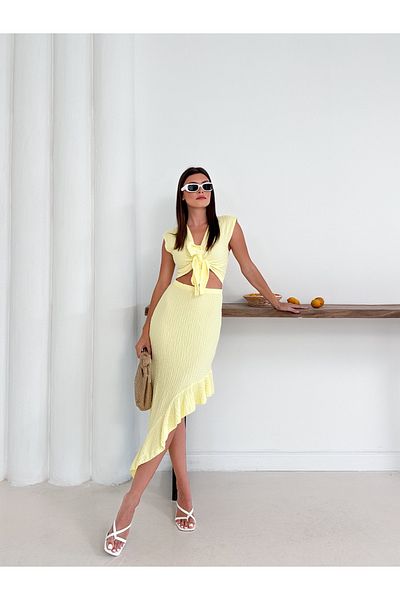 Cistern İstanbul Women's Yellow Front Tie Detail Crop and Ruffle Skirt Double Set
