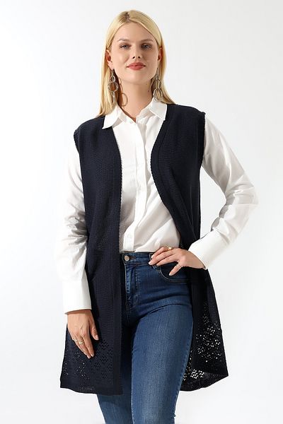 Devinka Women's Navy Blue Seasonal Knitwear Vest