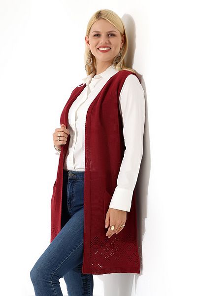 Devinka Women's Burgundy Seasonal Knitwear Vest