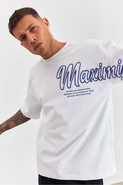 Weyeze Print and Embroidery Detailed T-Shirt Ag-Y36045Lns