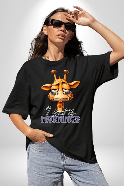 Angemiel Giraffe Who Doesn'T Like Mornings Sleepy Black Oversize Women's Men's Front Printed T-Shirt