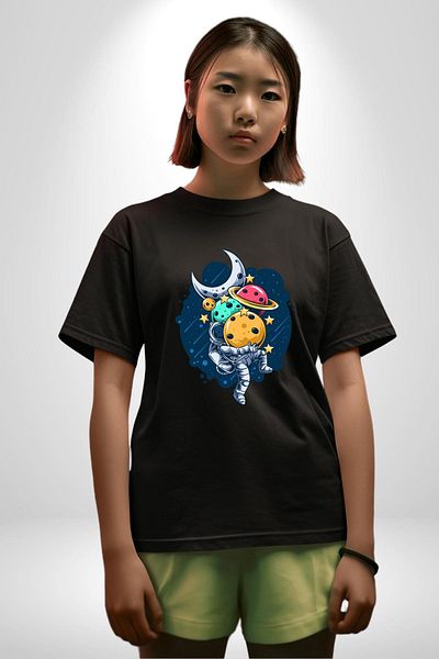Angemiel Planet Carrying Astronaut Star Collection Adventure Black Oversize Women's Men's Front Printed T-Shirt