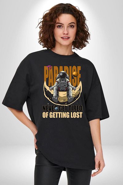 Angemiel Astronaut Black Oversize Women's Men's Front Printed T-Shirt for Those Who Love Getting Lost in Space