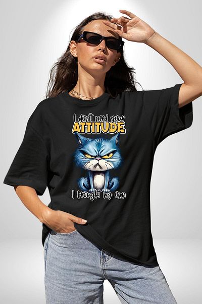 Angemiel Cat Who Brings Her Own Attitude Funny Cat Black Oversize Women's Men's Front Printed T-Shirt