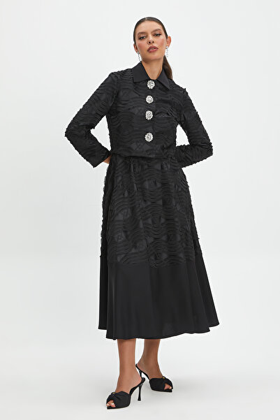 SERPİL Kadın İkili Takım - Zarif Taşlı Detaylar ve Özgün Kumaş Dokusu