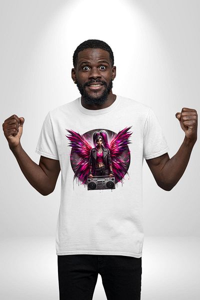 Angemiel تي شيرت مطبوع من الأمام للنساء والرجال باللون الأبيض بتصميم Boombox وBright Wings