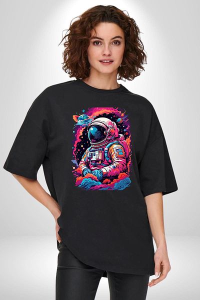 Angemiel Colorful Galaxy Astronaut Space and Loneliness Black Oversize Women's Men's Front Printed T-Shirt