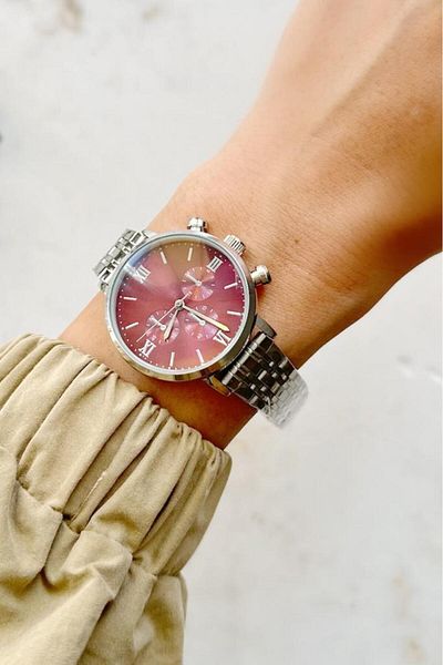 OQQO Massa Gray Cord Claret Red Dial Women's Wristwatch