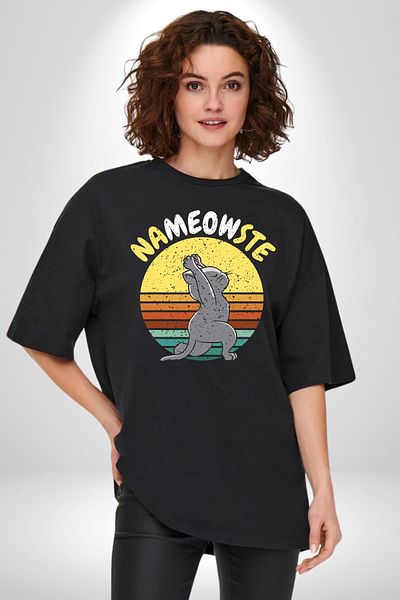 Angemiel Nameowste Yoga Design for Cat Lovers Black Oversize Women Men Front Printed T-Shirt