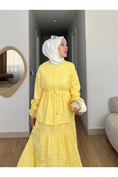 Modamorfo Lace Suit with Buttons on the Front, Laces on the Waist, Elastic Sleeves and Skirt - Yellow