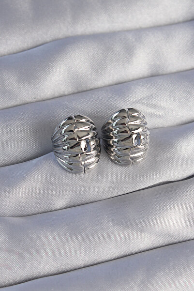 Skygo Brass Silver Color Serrated Minimal Curved Design Earrings - Tj-Bkp9081