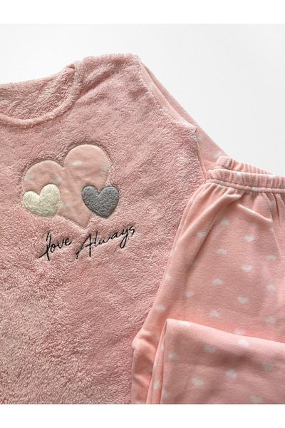 Pajama Shop Women's Pink Heart Love Patterned Well Soft Soft Textured Winter Long Sleeve Fleece Pajamas Set