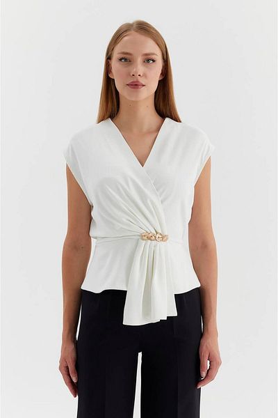Butik Beyza Button Detailed Double Breasted Collar Stylish Blouse