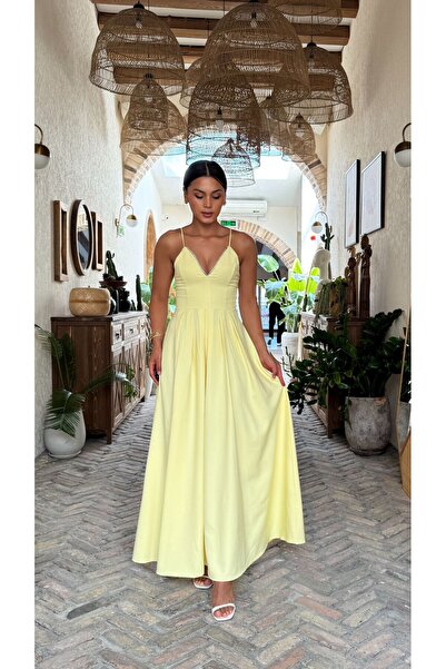 Nida Boutique Derin V Yaka Yakası Taş Detaylı Askılı Sırt İp Bağlama Detaylı Uzun Double Kumaş Elbise