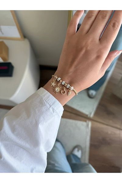 RoseandRoses Sun Charm Bracelet Gold