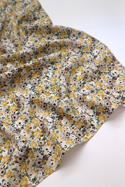 THE MOON Yellow Daisy Garden Flower Patterned Cotton Scarf