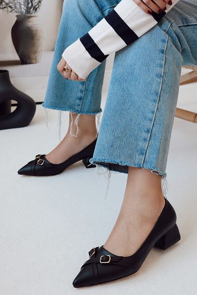 POLKA STORE Mama Women's Pointed Toe Cross Strap Detailed Heeled Shoes