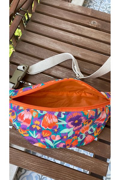 TALKING DREAMS Violet Patterned Waist Bag