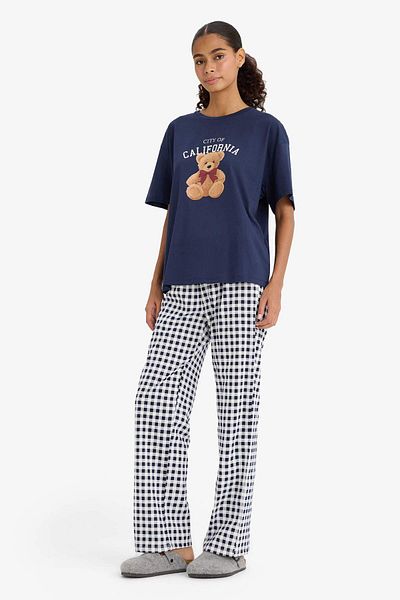 DeFacto Regular Fit Pajama Set Teddy Bear Printed Short Sleeve Top Checked Bottom-Fall in Love F4016Ax25Au