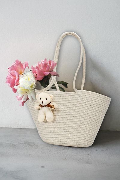 ALAS Wicker Shoulder Bag White Beach Bag with Teddy Bear