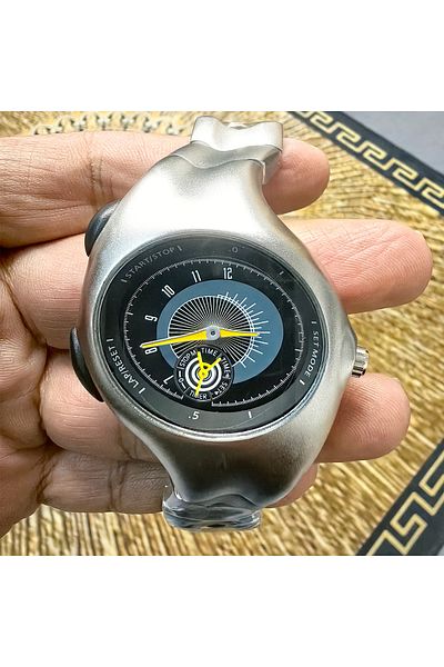 Choice Yellow Fashionable Creative Vintage Alien y2k Original Quartz Watch Twisted Design Watches For Man R