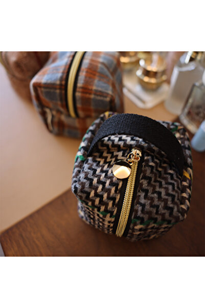 Choice حقيبة تخزين بتصميم مكعب هندسي مموج بمقبض معدني وسحاب من القماش بتصميم ...