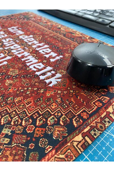 rakkun shop A Carpet That Sweeps All Worries Pattern Printed Mouse Pad (28X40 cm)